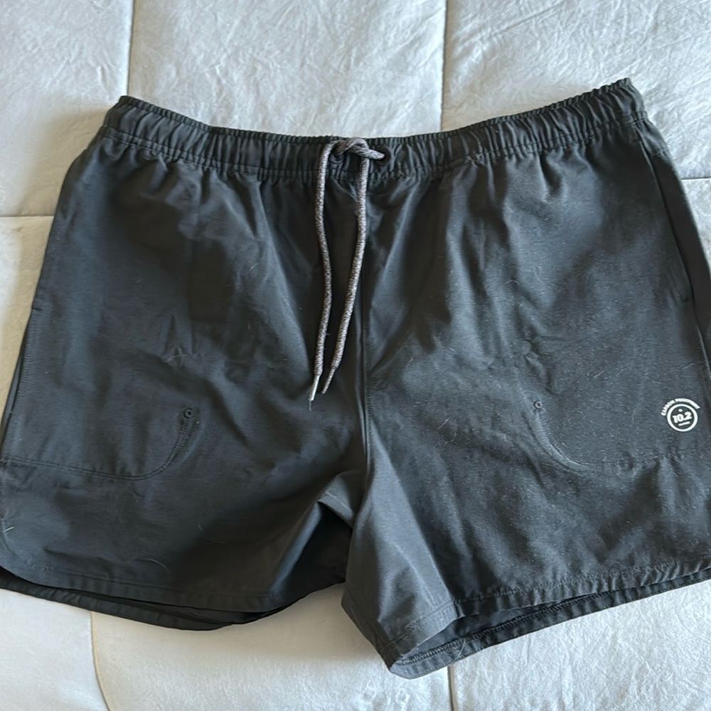 Allbirds NWT Natural Run Short in Natural Black